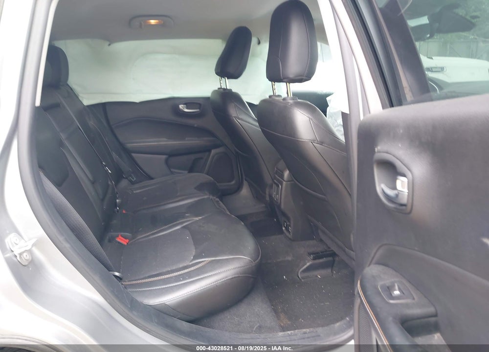 2018 JEEP COMPASS VIN: 3C4NJDBB7JT336368
