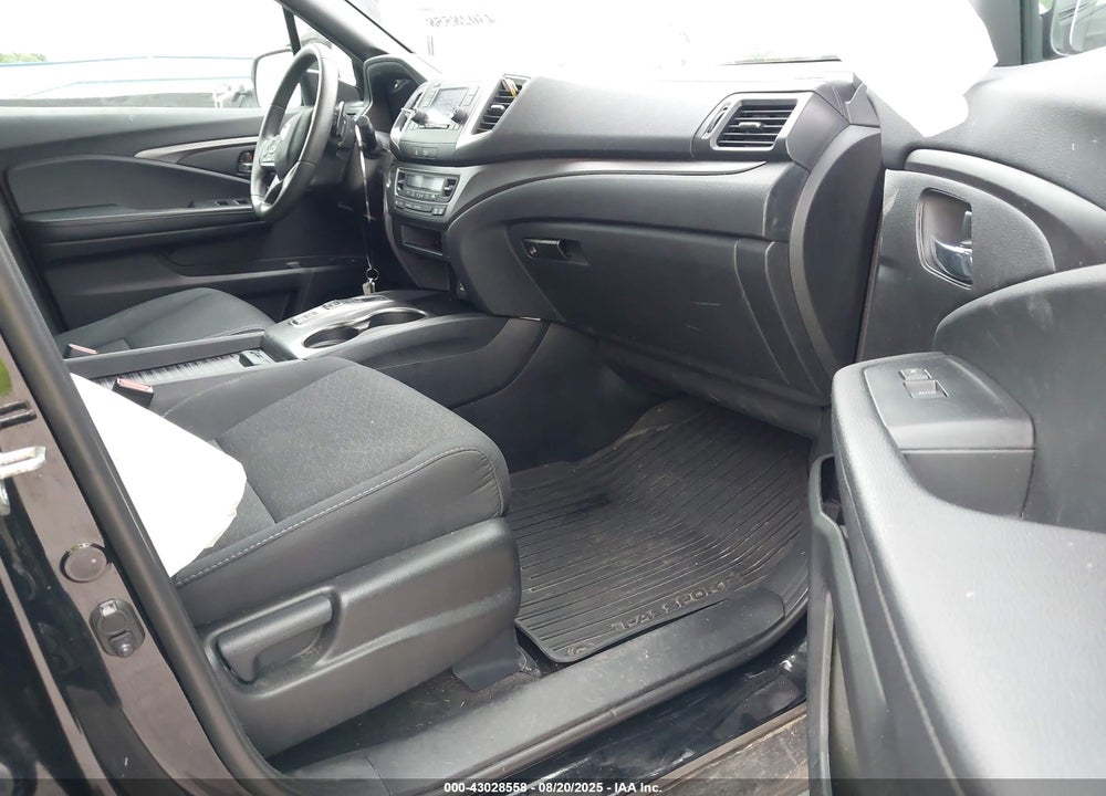 2020 HONDA PASSPORT AWD SPORT VIN: 5FNYF8H29LB012580