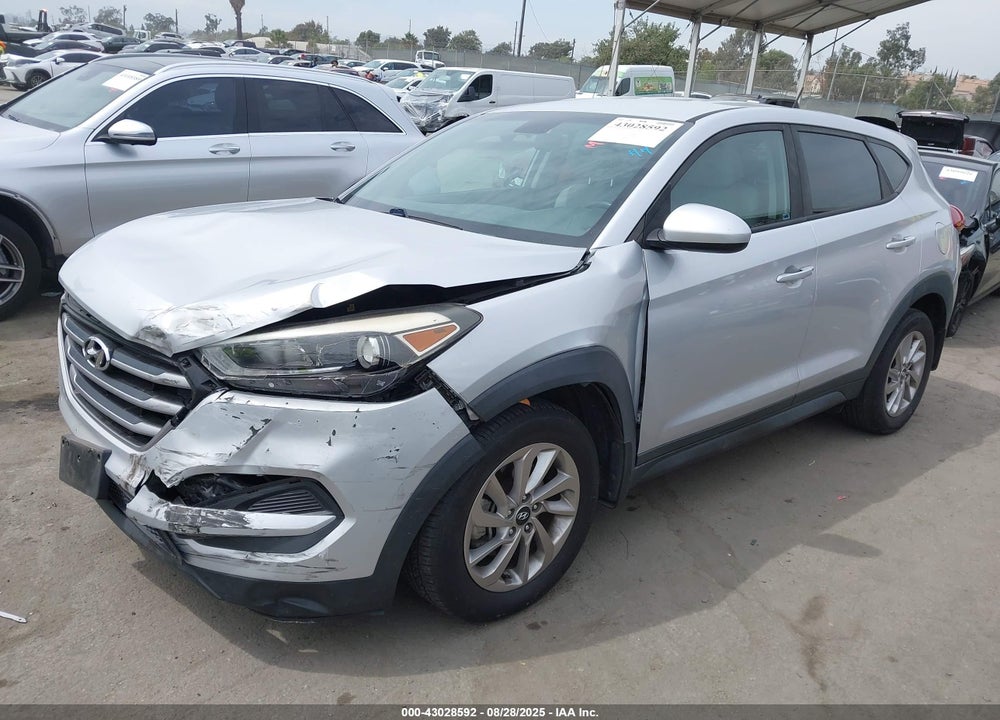 2017 HYUNDAI TUCSON VIN: KM8J23A47HU355720