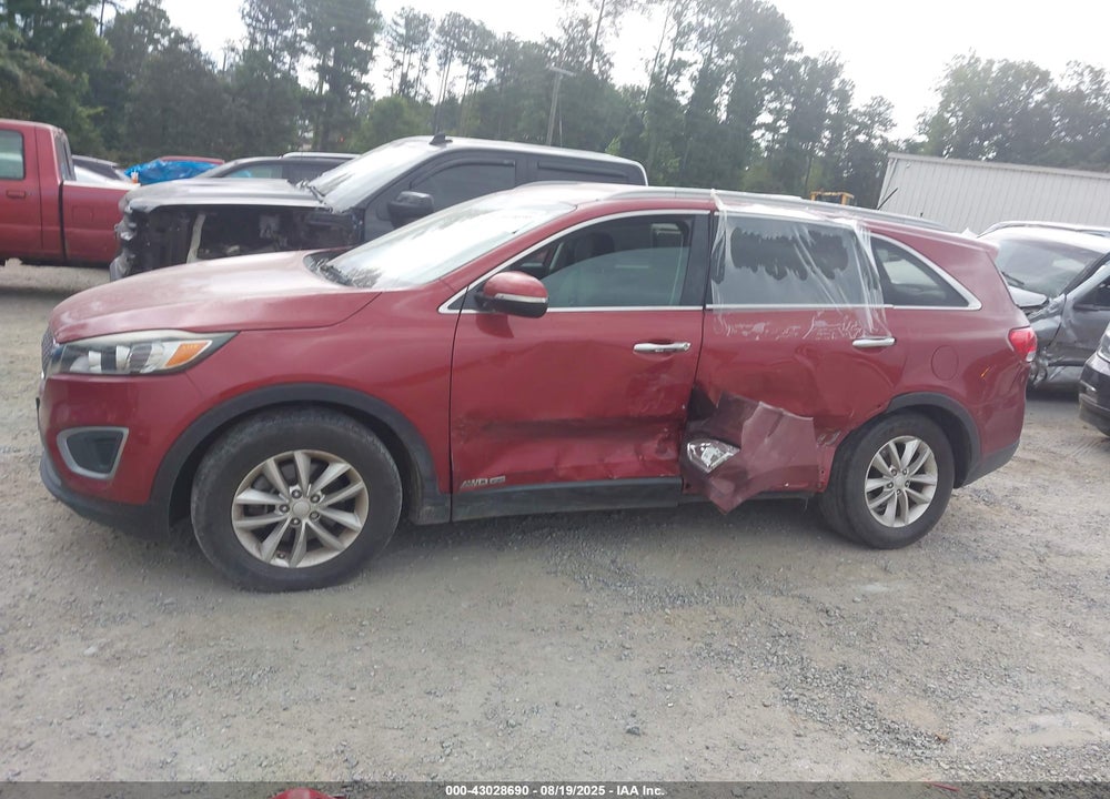 2016 KIA SORENTO VIN: 5XYPGDA58GG174236
