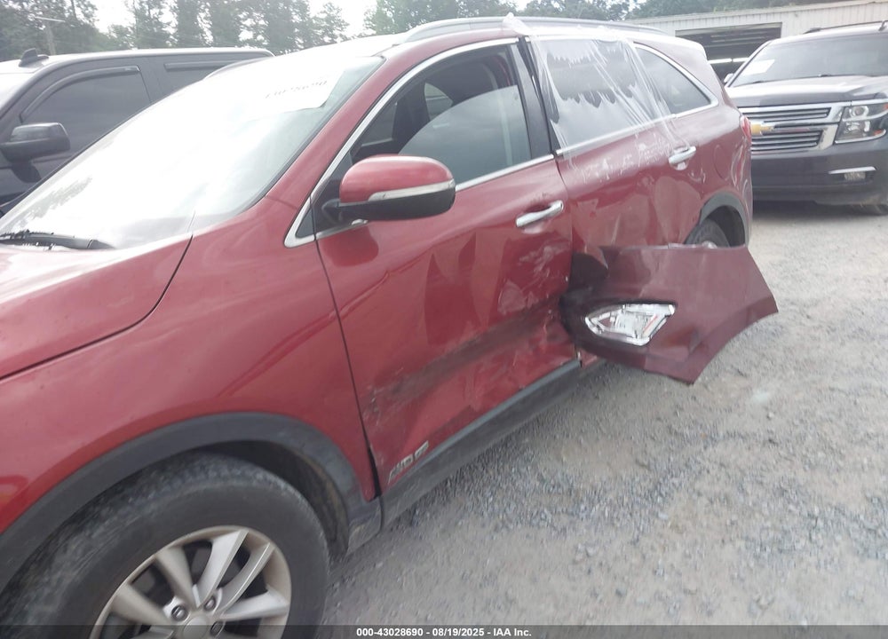 2016 KIA SORENTO VIN: 5XYPGDA58GG174236