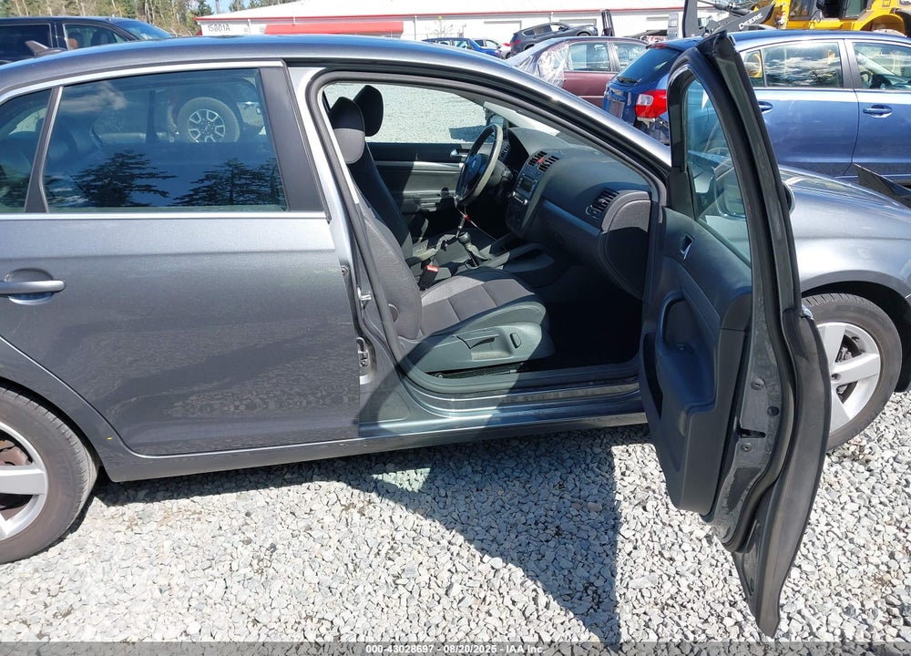 2009 VOLKSWAGEN JETTA VIN: 3VWRZ71K79M095198