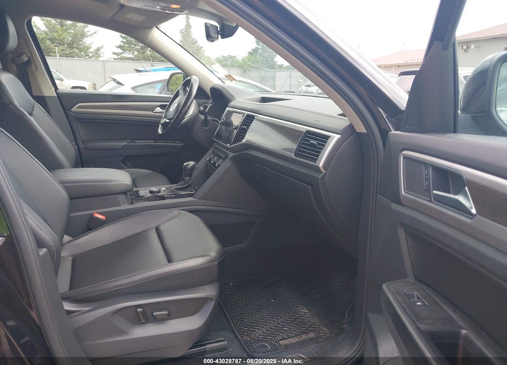 2019 VOLKSWAGEN ATLAS VIN: 1V2RR2CA5KC546533