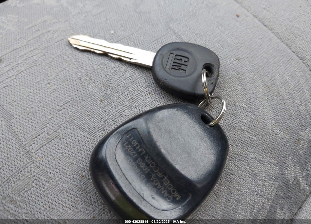 2004 SATURN VUE 4 CYL VIN: 5GZCZ23D84S843787