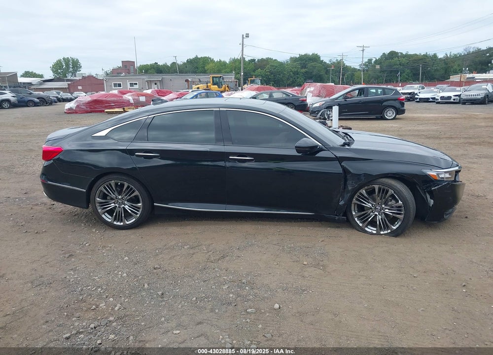 2018 HONDA ACCORD TOURING VIN: 1HGCV1F9XJA002328