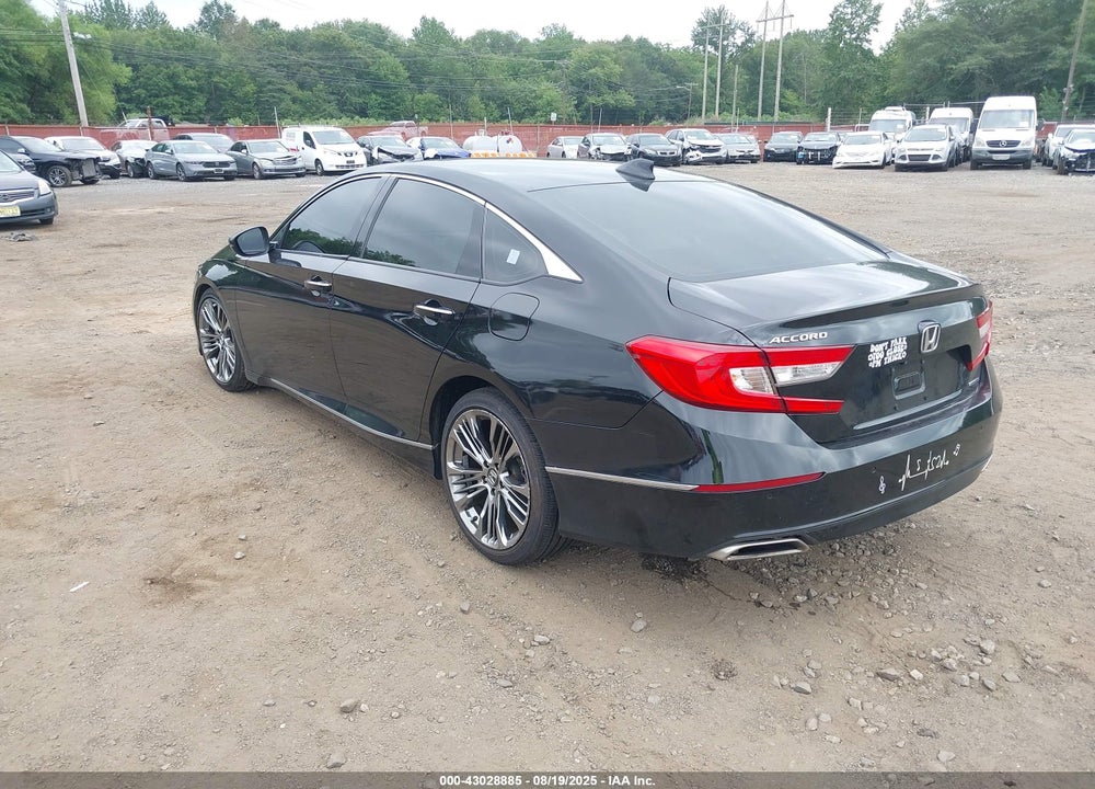 2018 HONDA ACCORD TOURING VIN: 1HGCV1F9XJA002328