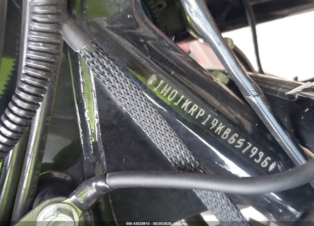 2019 HARLEY-DAVIDSON FLHXS VIN: 1HD1KRP19KB657936