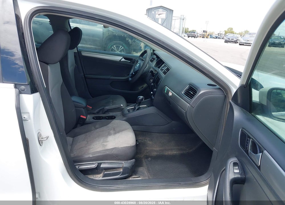 2017 VOLKSWAGEN JETTA VIN: 3VW2B7AJ2HM250624