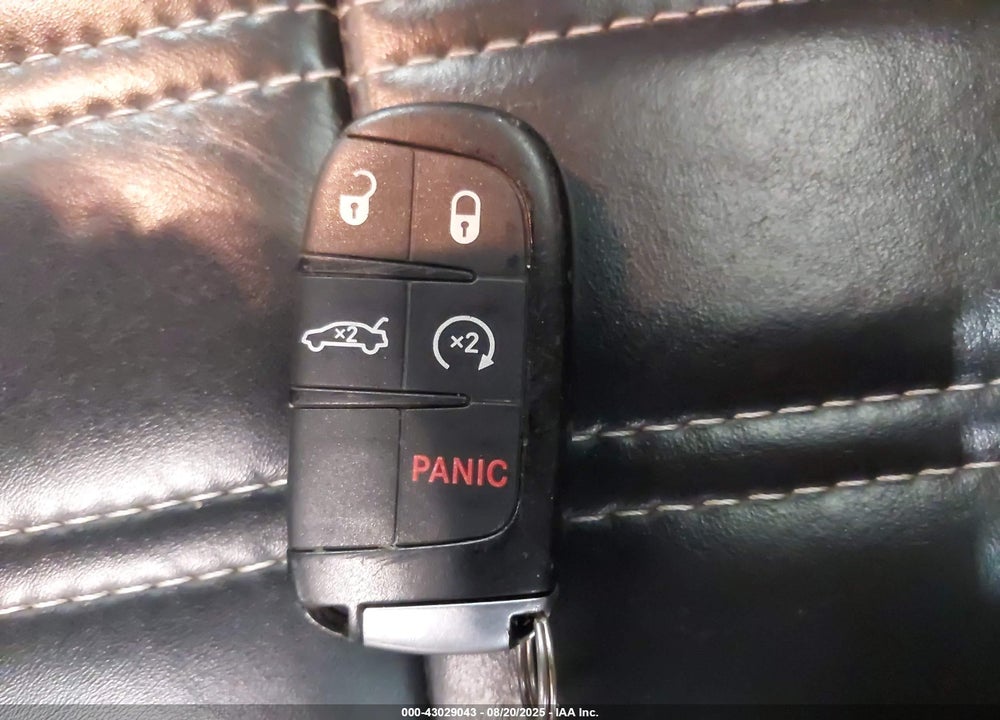 2014 CHRYSLER 300 VIN: 2C3CCAGGXEH331382