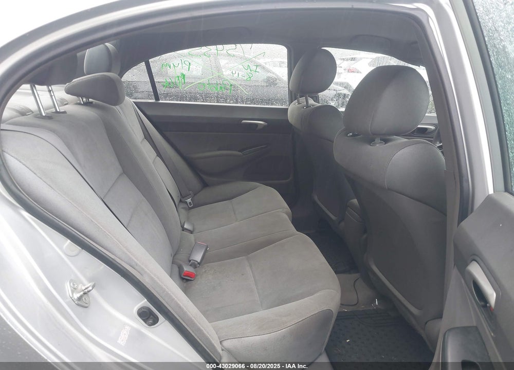 2008 HONDA CIVIC LX VIN: 1HGFA16548L038570