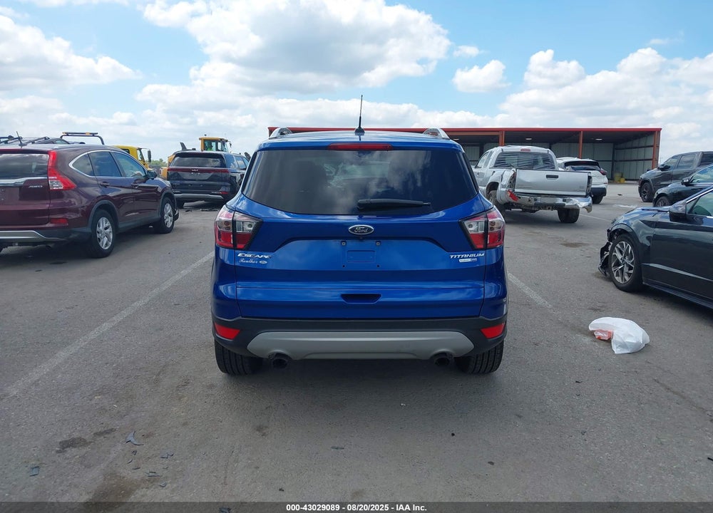 2017 FORD ESCAPE VIN: 1FMCU9J99HUD83312
