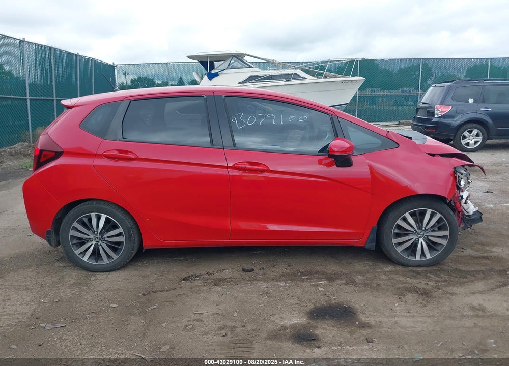 2016 HONDA FIT VIN: JHMGK5H7XGX045972