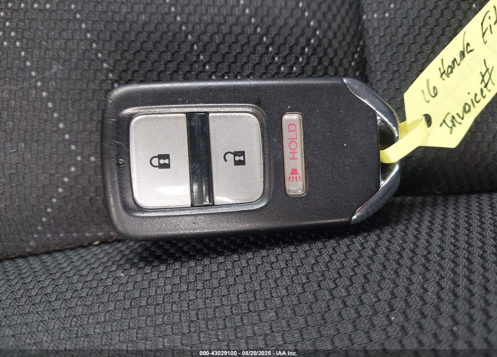 2016 HONDA FIT VIN: JHMGK5H7XGX045972