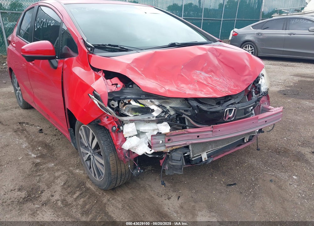 2016 HONDA FIT VIN: JHMGK5H7XGX045972