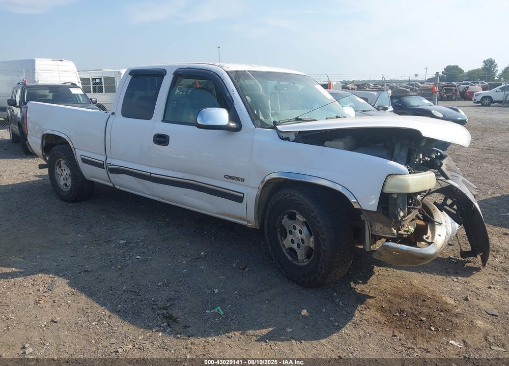 1999 CHEVROLET SILVERADO 1500 LS VIN: 2GCEC19T8X1166295