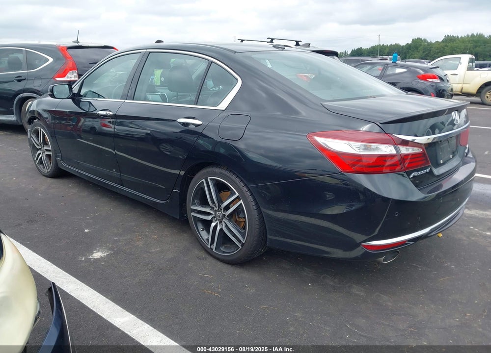 2016 HONDA ACCORD VIN: 1HGCR3F90GA012746
