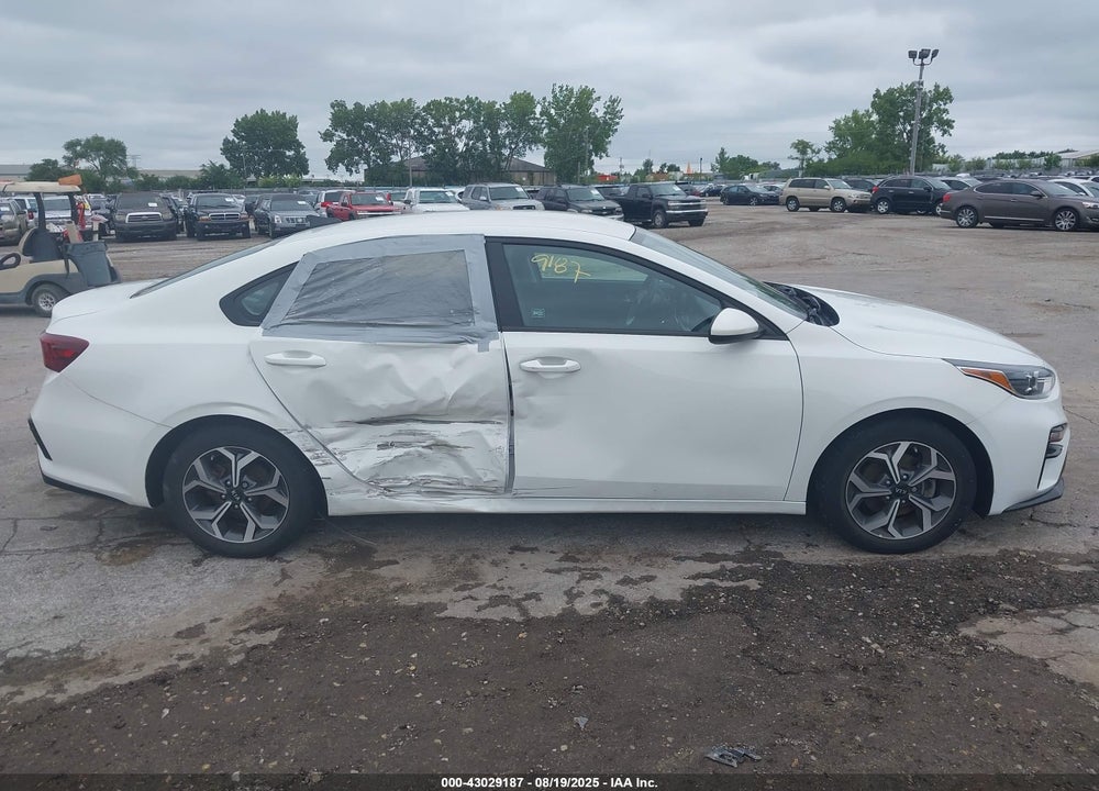 2021 KIA FORTE VIN: 3KPF24AD6ME401336