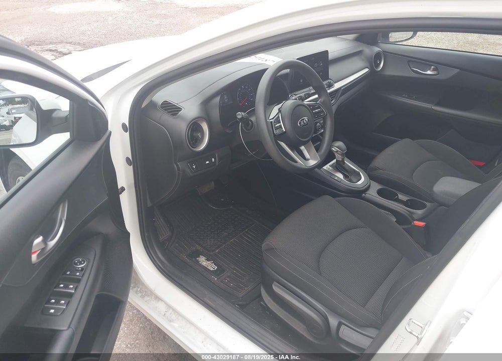 2021 KIA FORTE VIN: 3KPF24AD6ME401336