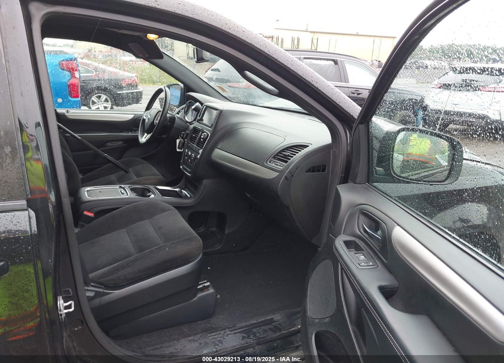 2016 DODGE GRAND CARAVAN SXT VIN: 2C4RDGCG4GR364306