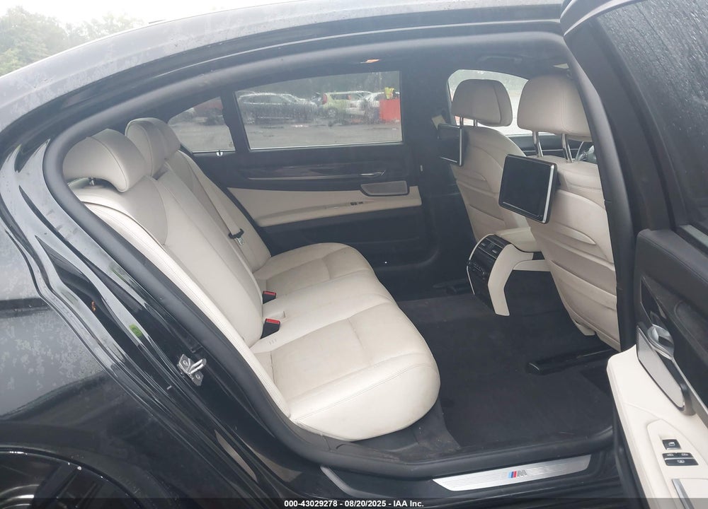 2014 BMW ALPINA B7 VIN: WBAYE8C53ED135481