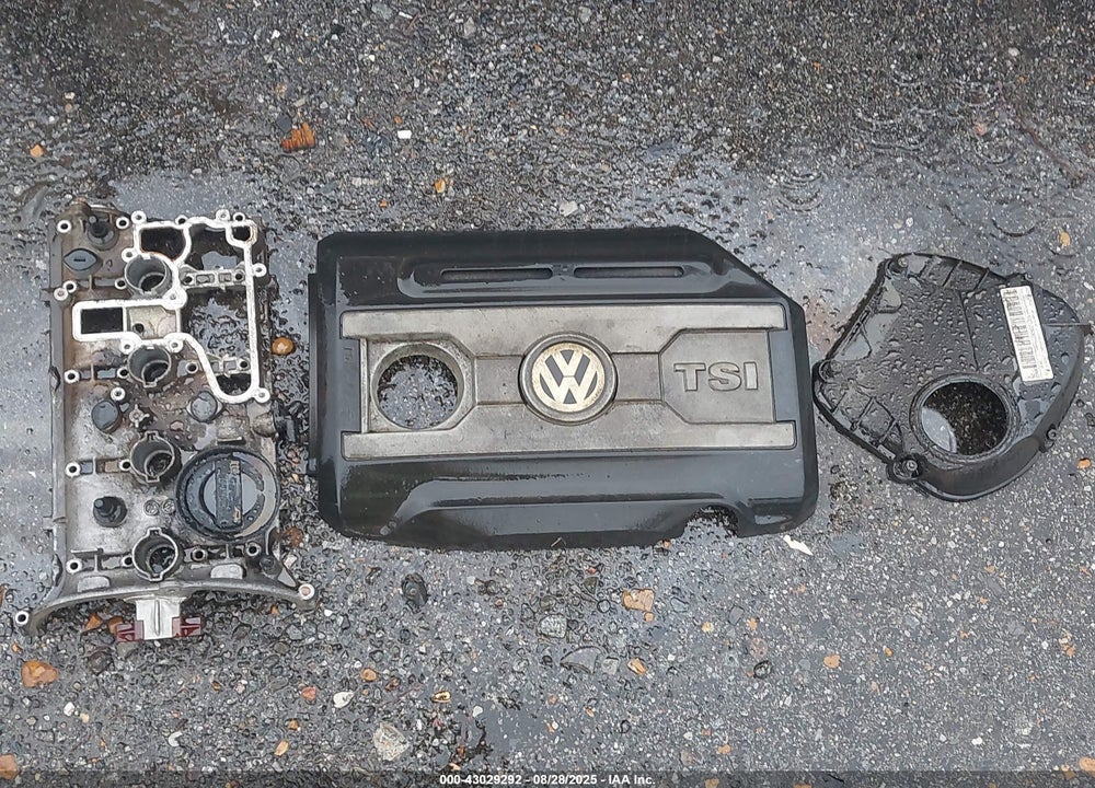 2011 VOLKSWAGEN TIGUAN VIN: WVGAV7AX7BW540662