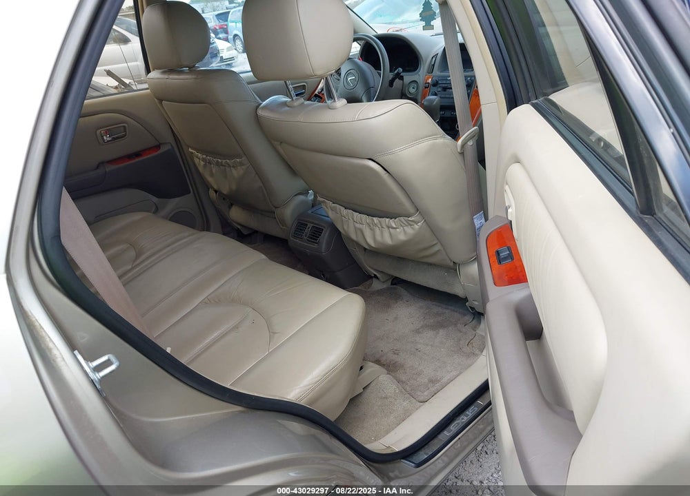2001 LEXUS RX 300 VIN: JTJHF10U110168643