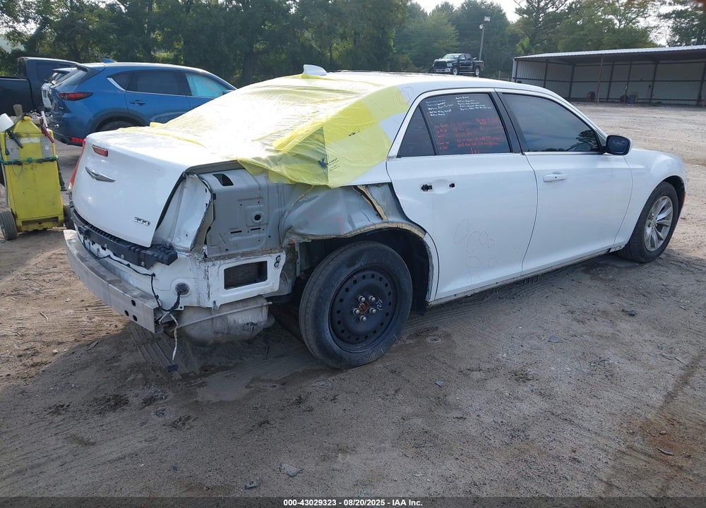 2016 CHRYSLER 300 VIN: 2C3CCAAG3GH268489
