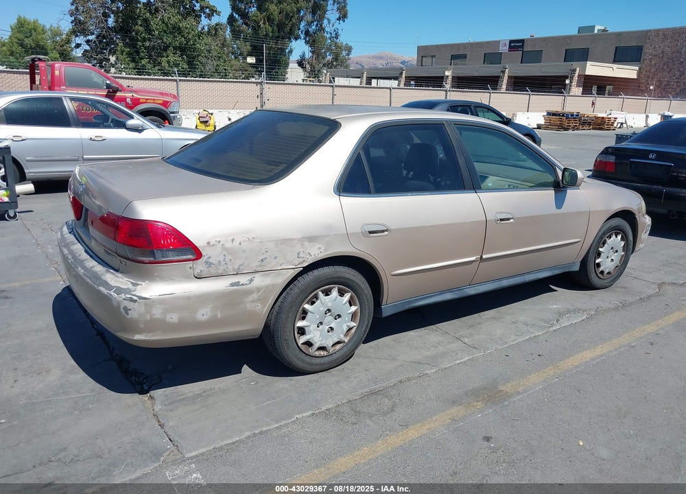 2001 HONDA ACCORD 2.3 LX VIN: 3HGCG66581G701107