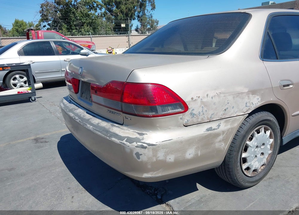 2001 HONDA ACCORD 2.3 LX VIN: 3HGCG66581G701107