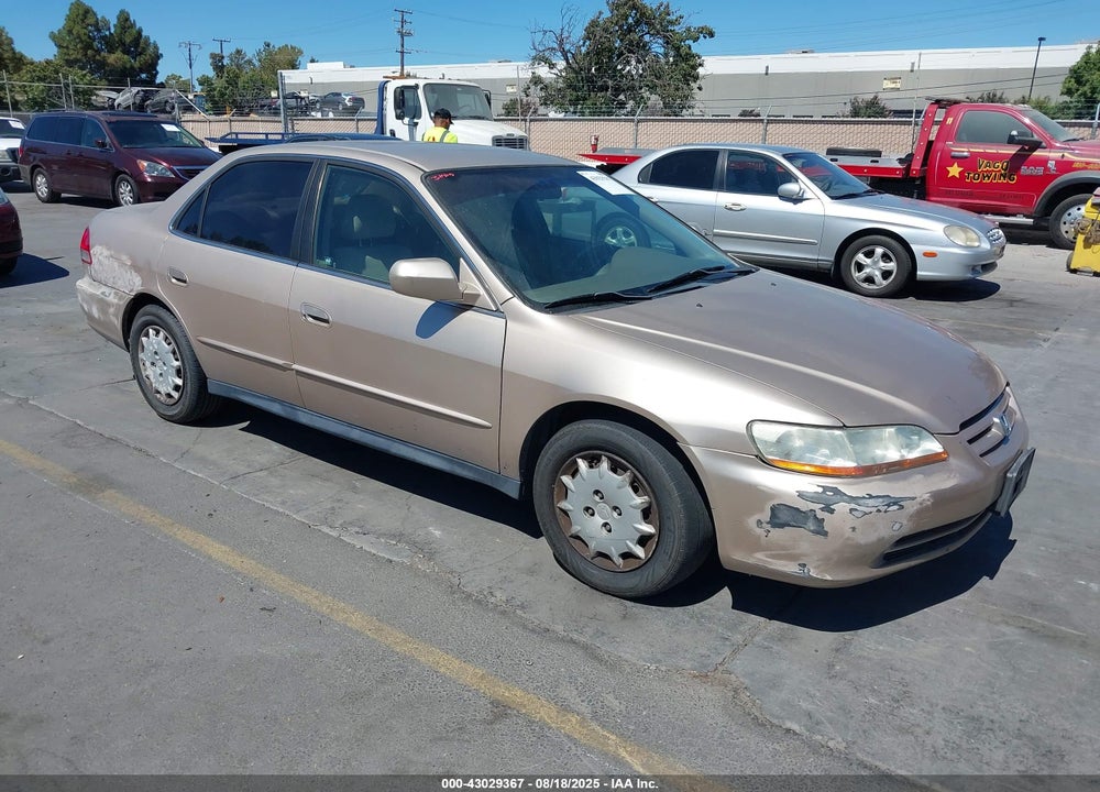 2001 HONDA ACCORD 2.3 LX VIN: 3HGCG66581G701107