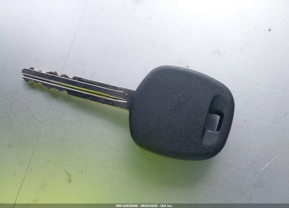 2005 TOYOTA MATRIX/XR VIN: 2T1KR32EX5C341766