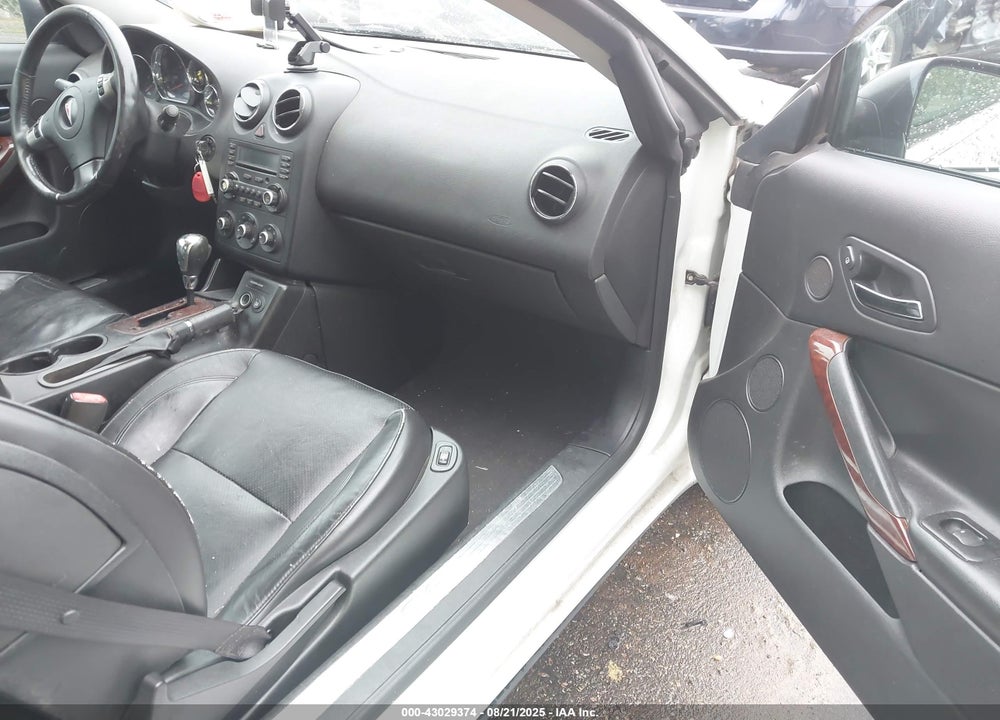2009 PONTIAC G6 GT VIN: 1G2ZH17N394141243
