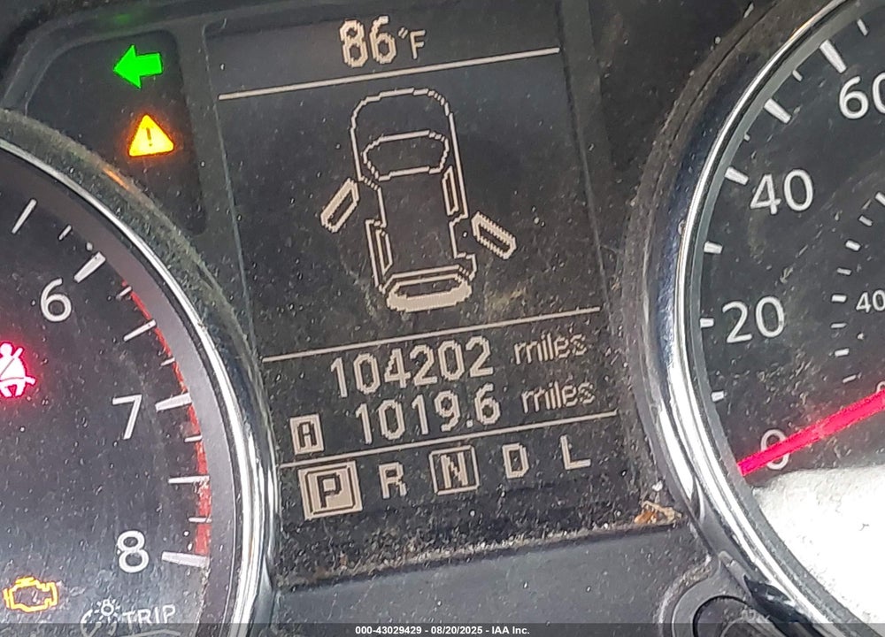 2015 NISSAN ROGUE VIN: JN8AS5MT2FW156888