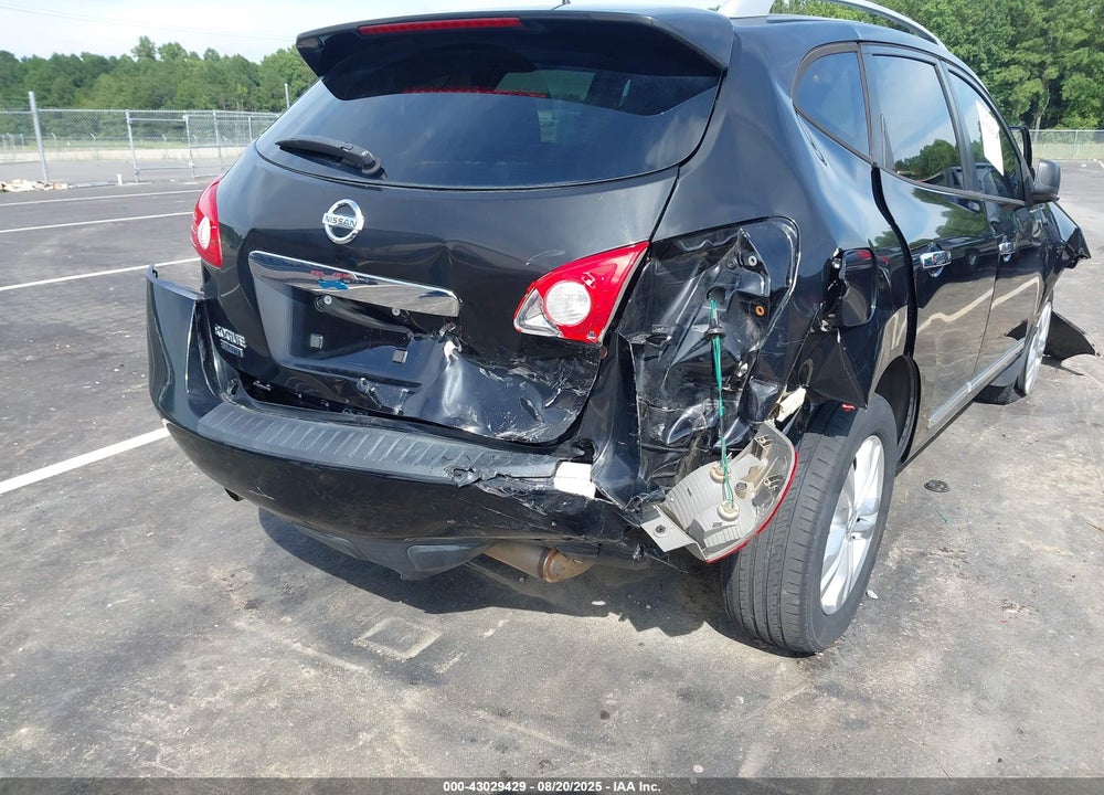 2015 NISSAN ROGUE VIN: JN8AS5MT2FW156888