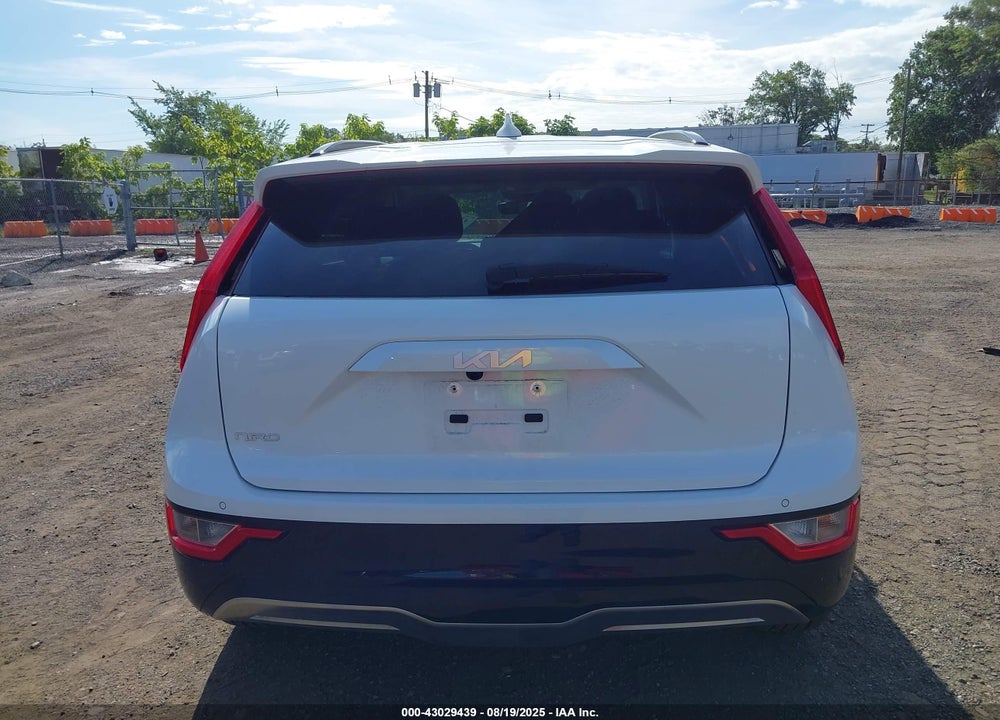 2023 KIA NIRO VIN: KNDCR3L17P5076353