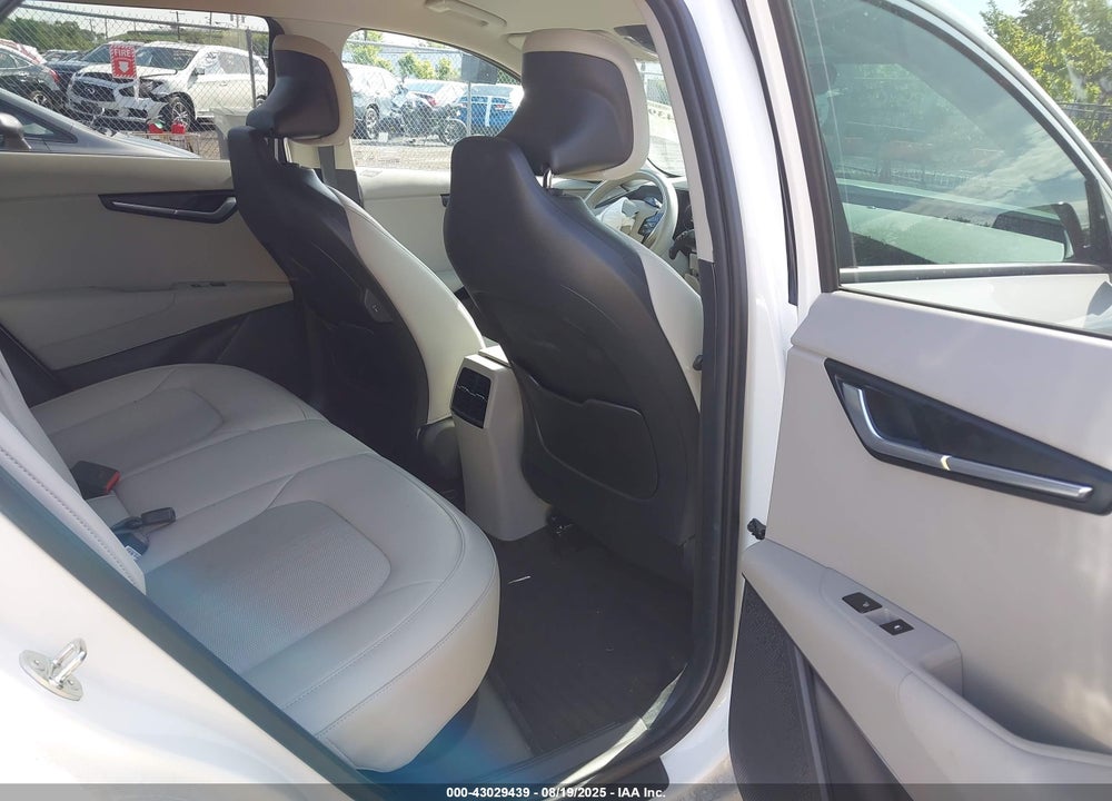 2023 KIA NIRO VIN: KNDCR3L17P5076353