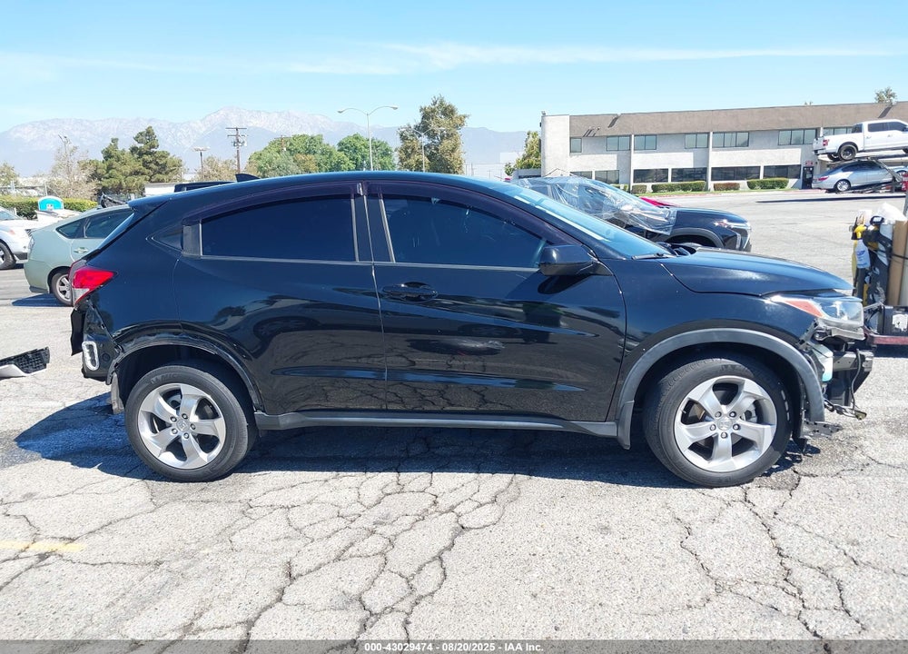 2021 HONDA HR-V VIN: 3CZRU6H30MM739590