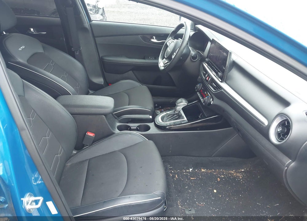 2022 KIA FORTE VIN: 3KPF54AD2NE420961