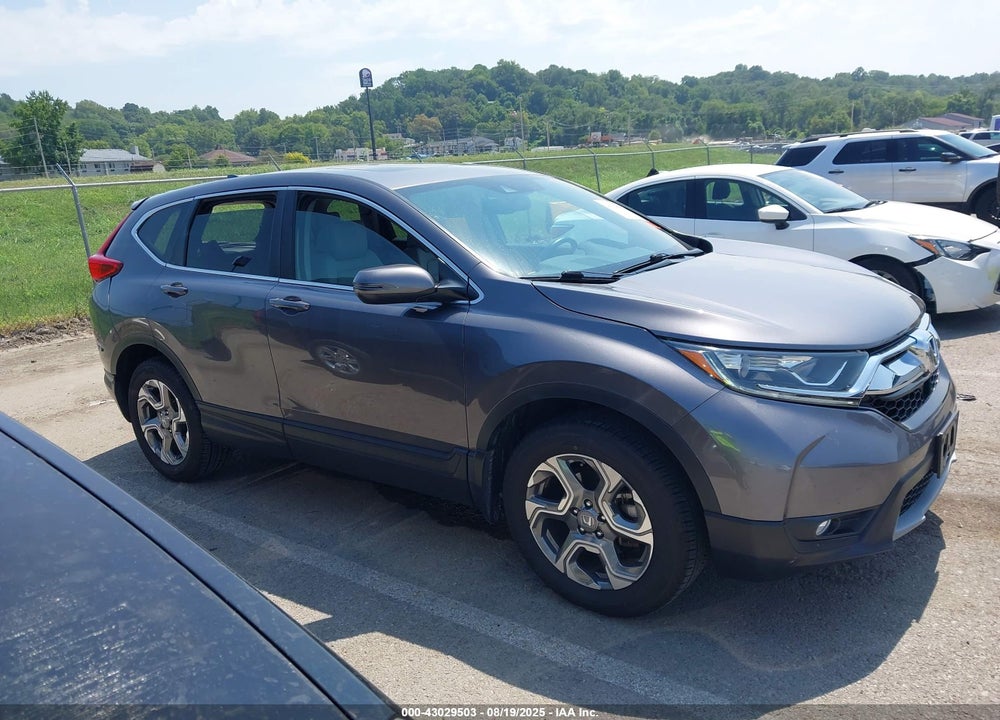 2018 HONDA CR-V VIN: 7FARW2H84JE053304