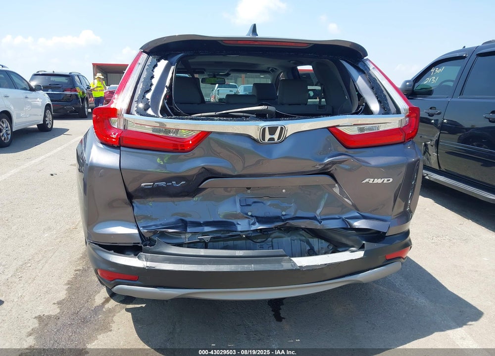 2018 HONDA CR-V VIN: 7FARW2H84JE053304