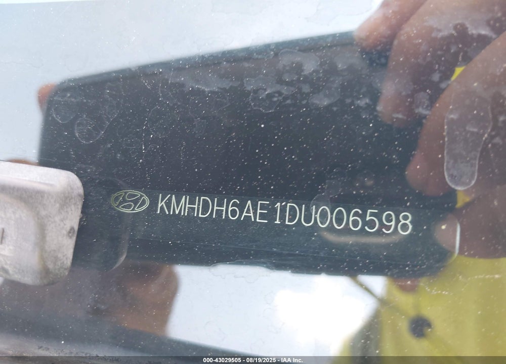 2013 HYUNDAI ELANTRA VIN: KMHDH6AE1DU006598