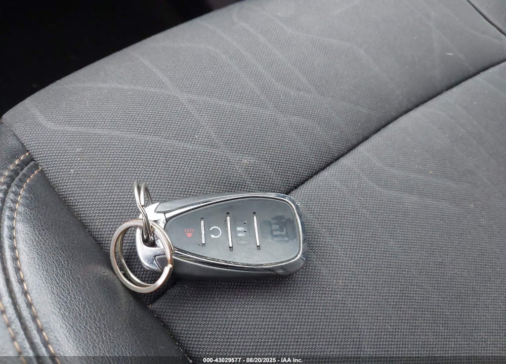 2019 CHEVROLET TRAX LT VIN: KL7CJPSB1KB901738