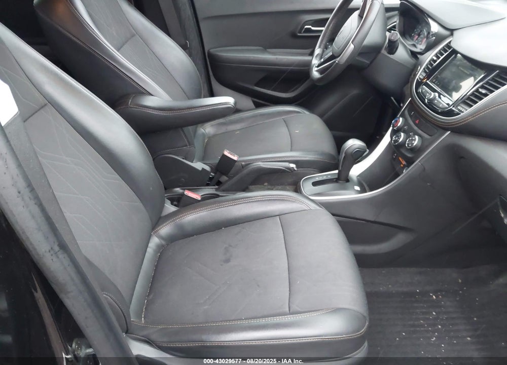 2019 CHEVROLET TRAX LT VIN: KL7CJPSB1KB901738