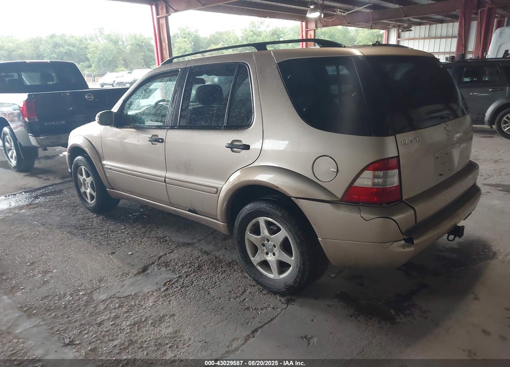2002 MERCEDES-BENZ ML 320 VIN: 4JGAB54E02A312832