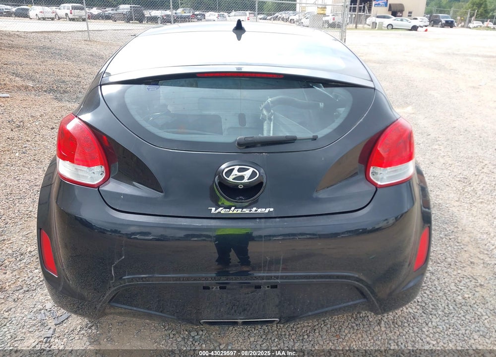 2016 HYUNDAI VELOSTER VIN: KMHTC6AD0GU255061