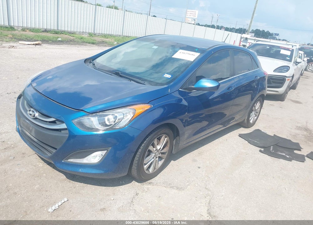 2014 HYUNDAI ELANTRA VIN: KMHD35LH4EU196169