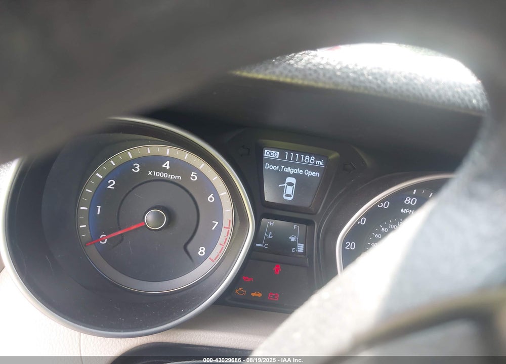 2014 HYUNDAI ELANTRA VIN: KMHD35LH4EU196169