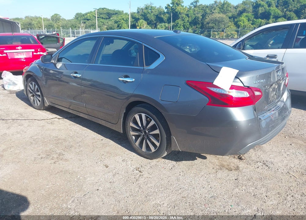 2017 NISSAN ALTIMA VIN: 1N4AL3AP2HC148059