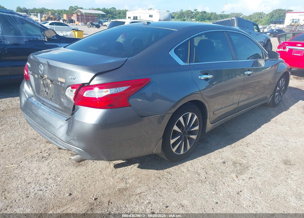 2017 NISSAN ALTIMA VIN: 1N4AL3AP2HC148059
