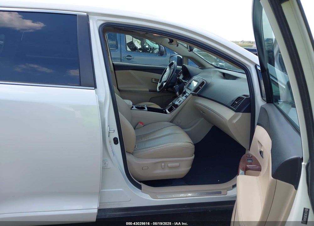2010 TOYOTA VENZA VIN: 4T3BK3BB5AU041062